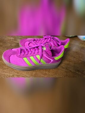 Adidas Gazelle Women’s Sneaker in Pink/Neon Yellow